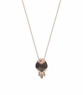 Abondance necklace grey mother of pearl